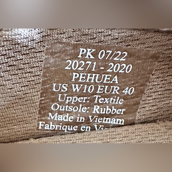 OLUKAI Slip-On Everyday Shoes! - Picture 7 of 7